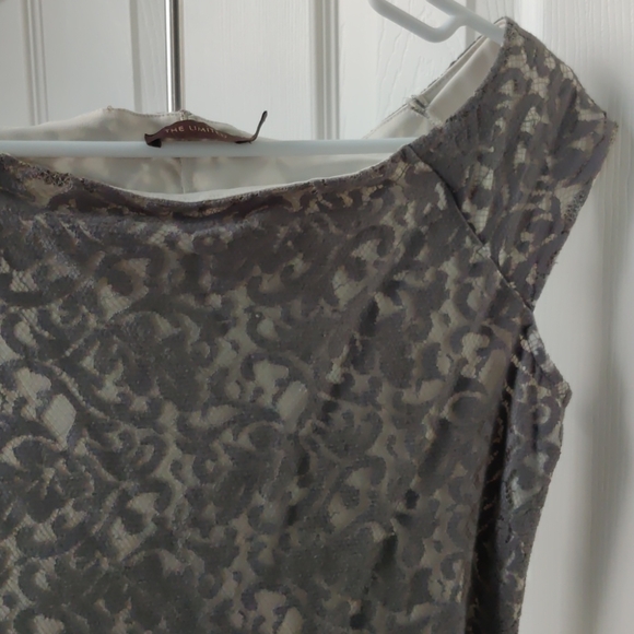 Dress - Picture 4 of 4